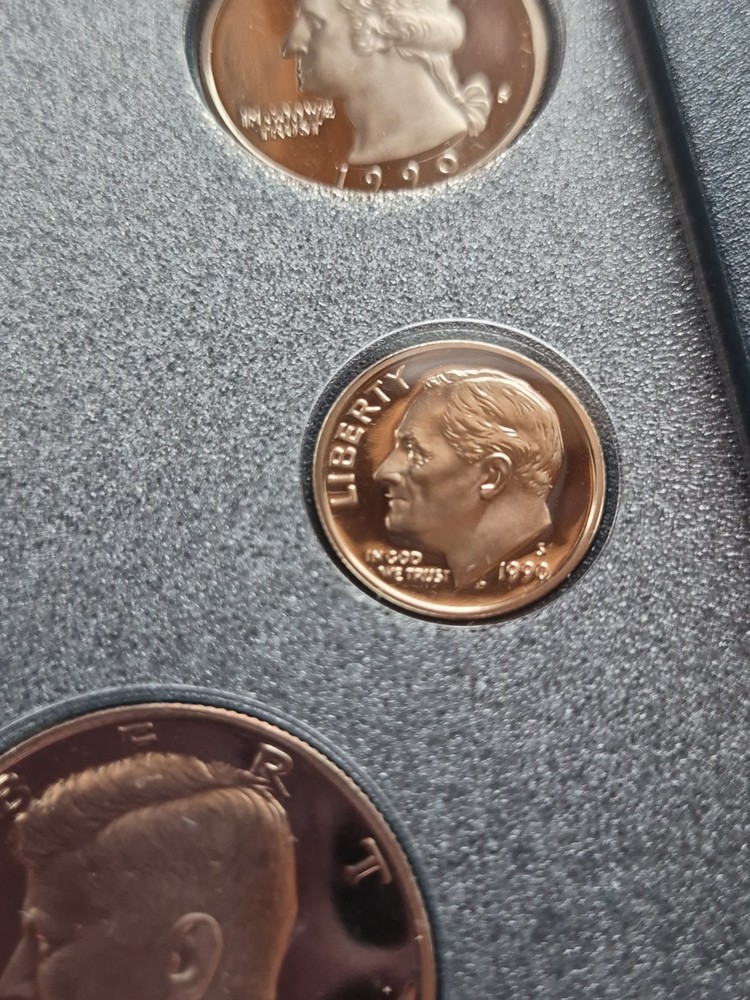 1990 U.S. Mint Prestige Proof Set with Eisenhower Centennial Silver Dollar
