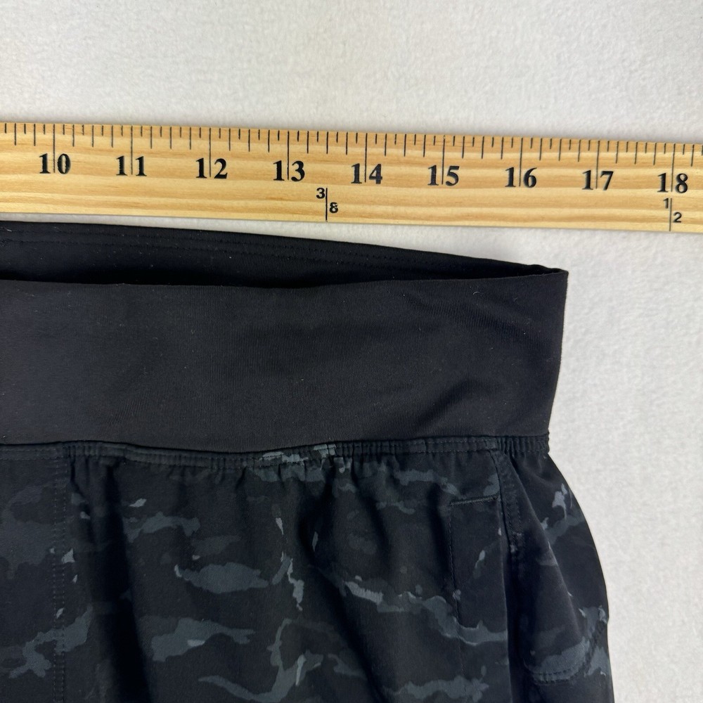 Lululemon T.H.E. Shorts Mens Small Elements Cyberspace Black Athletic Lined EUC