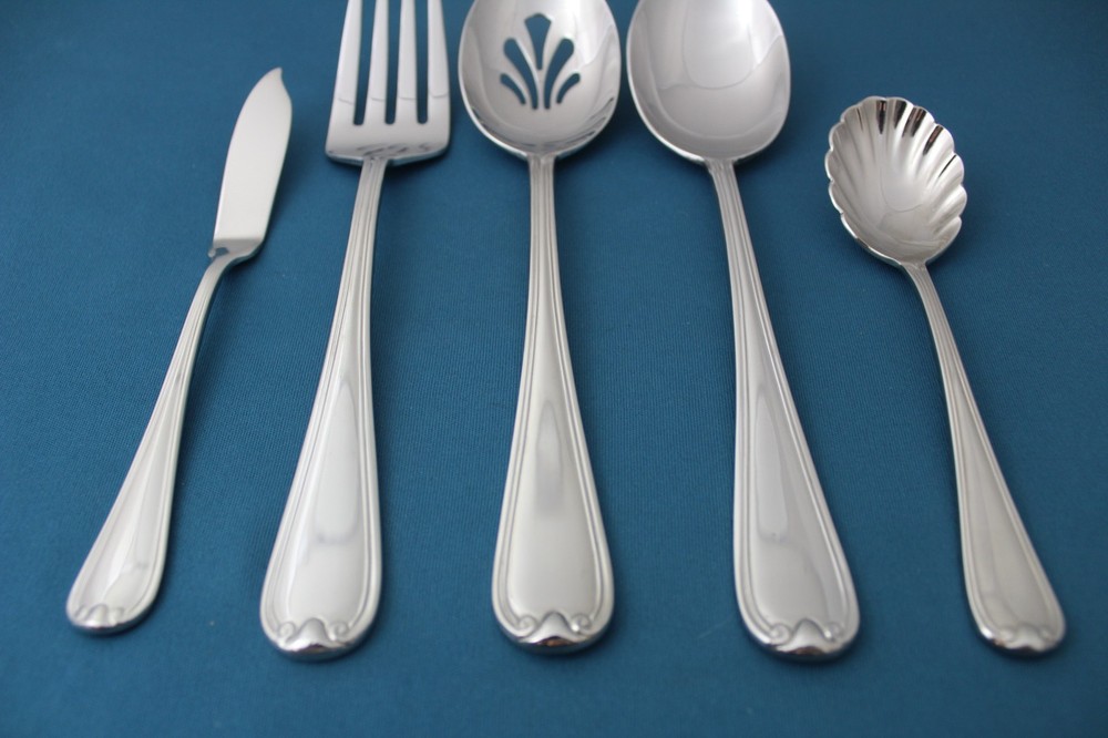 Reed & Barton COLBY Serving (5pc Set) Tablespoon Pierced 18/10 China LIGHT USE