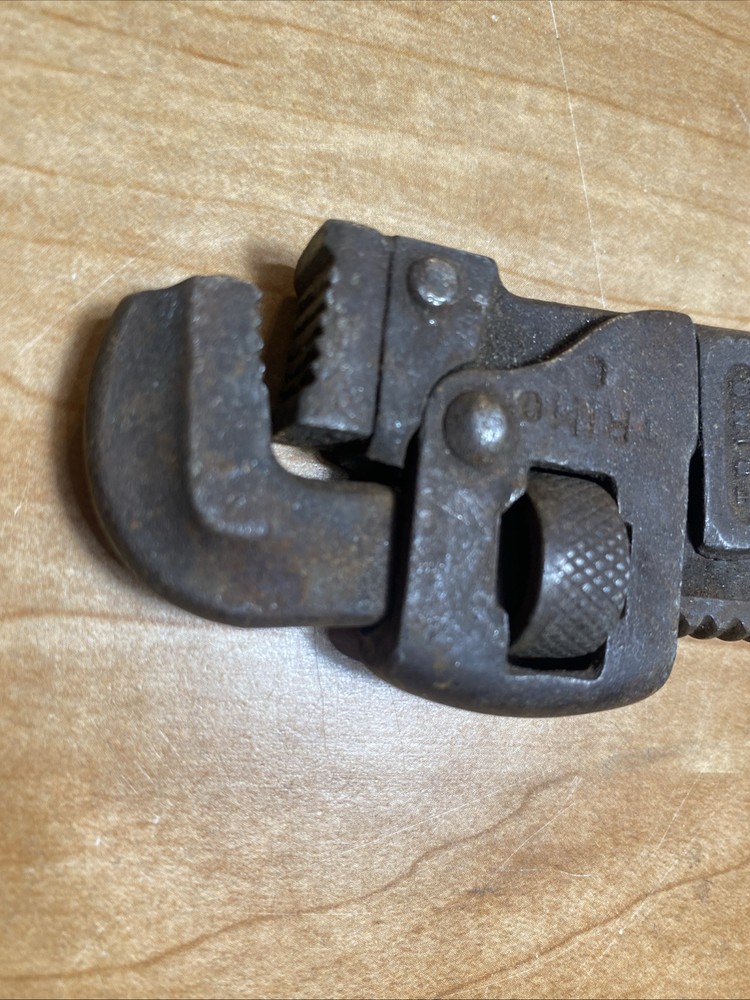 Small TRIMONT / TRIMO SIZE 6 " ADJUSTABLE PIPE WRENCH - Original