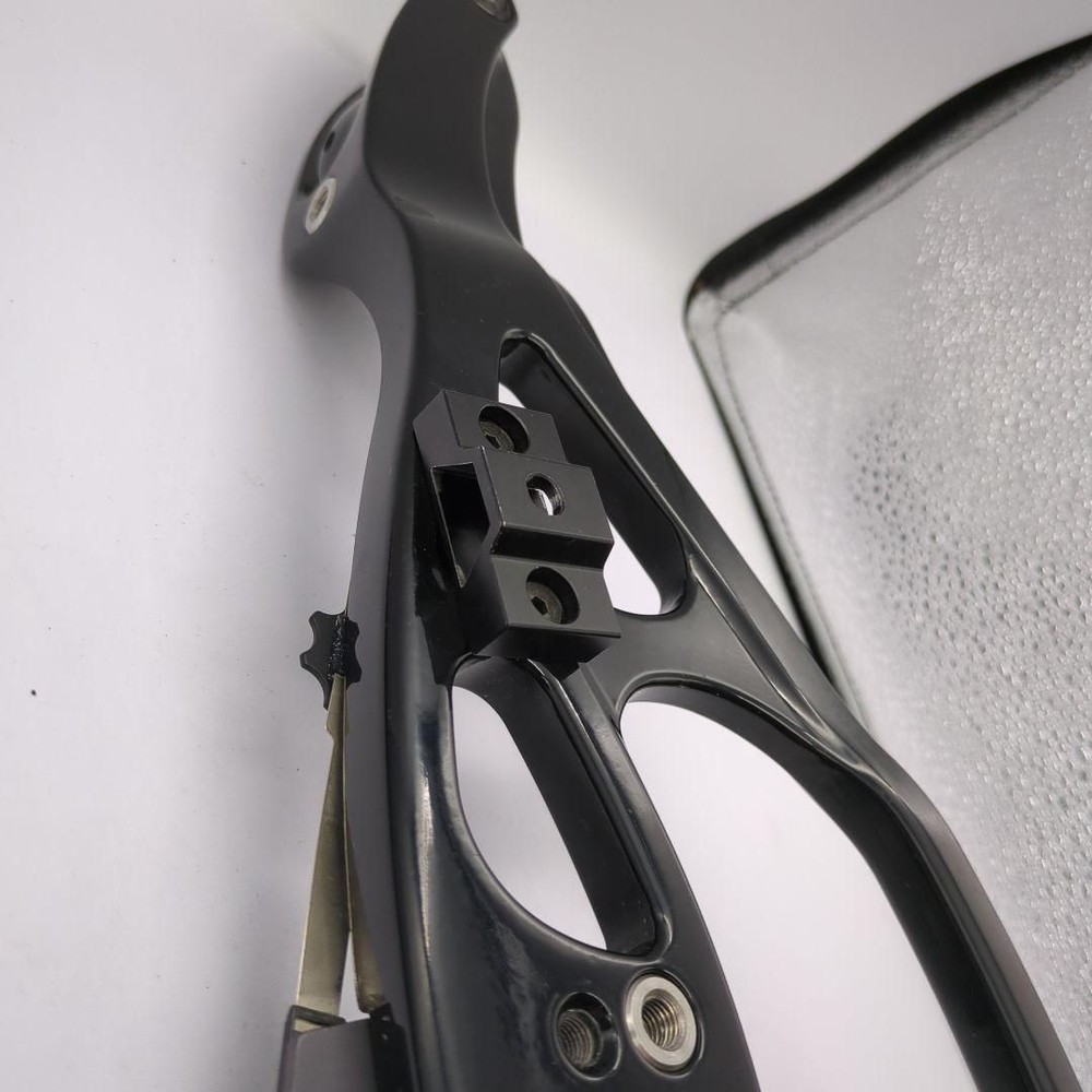 HOYT ECLIPSE Black Archery Handle Recurve Bow