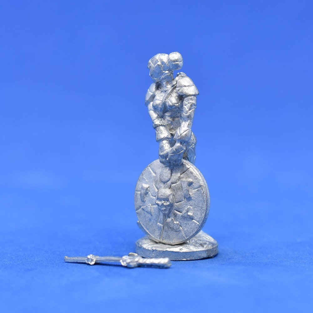 EASTERNFRONT STUDIOS EFS DUNGEON CRAWL DC-0005 ANTI MAGE ASSSASSIN WARHAMMER