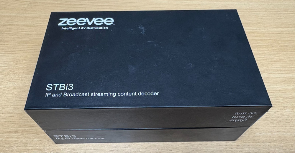 ZeeVee STBI3 IP & Broadcast Streaming Content Decoder (P/N: STBi3-NA)
