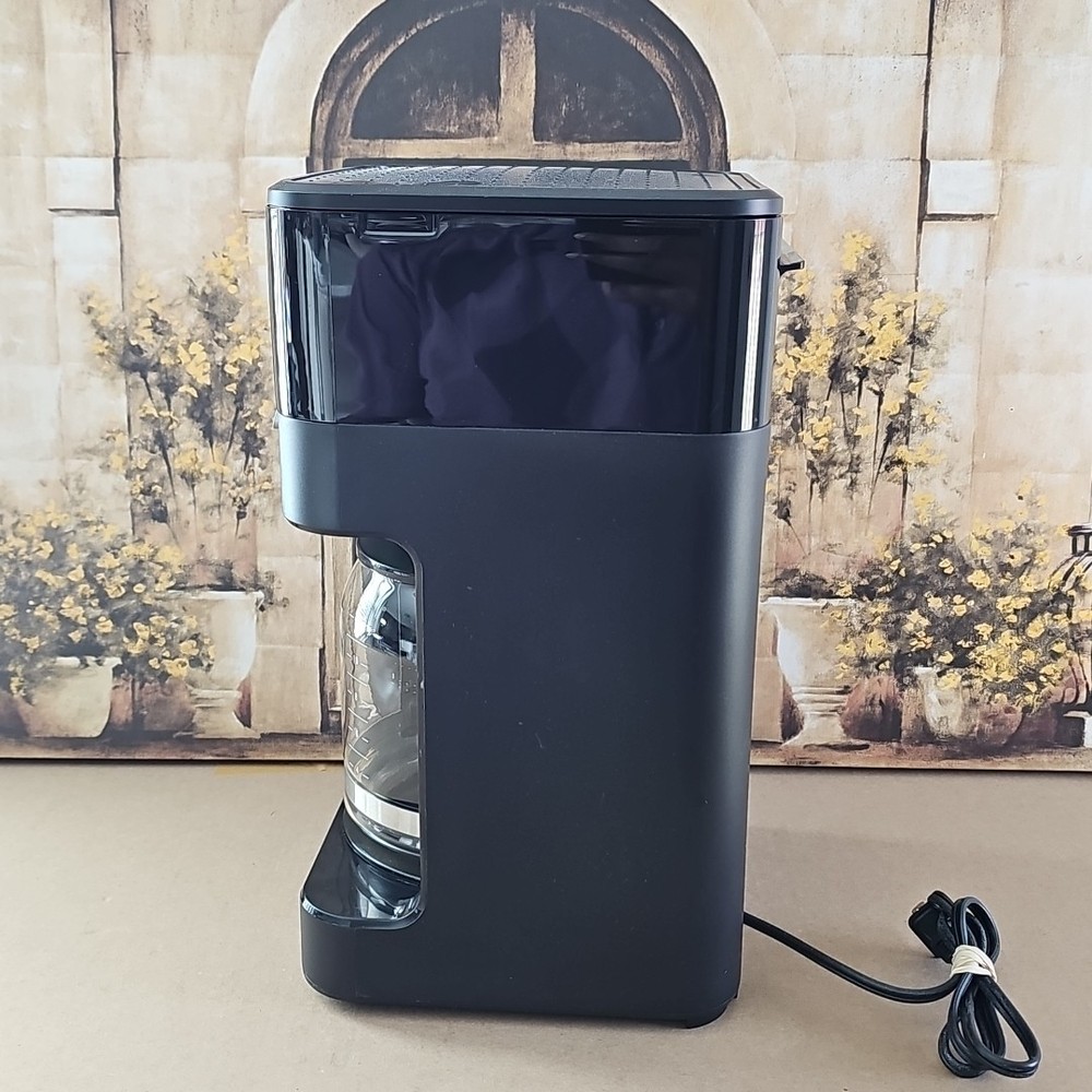 Braun (KF 7000) Black Brew Sense Automatic 12 Cup Drip Coffee Maker Bundle