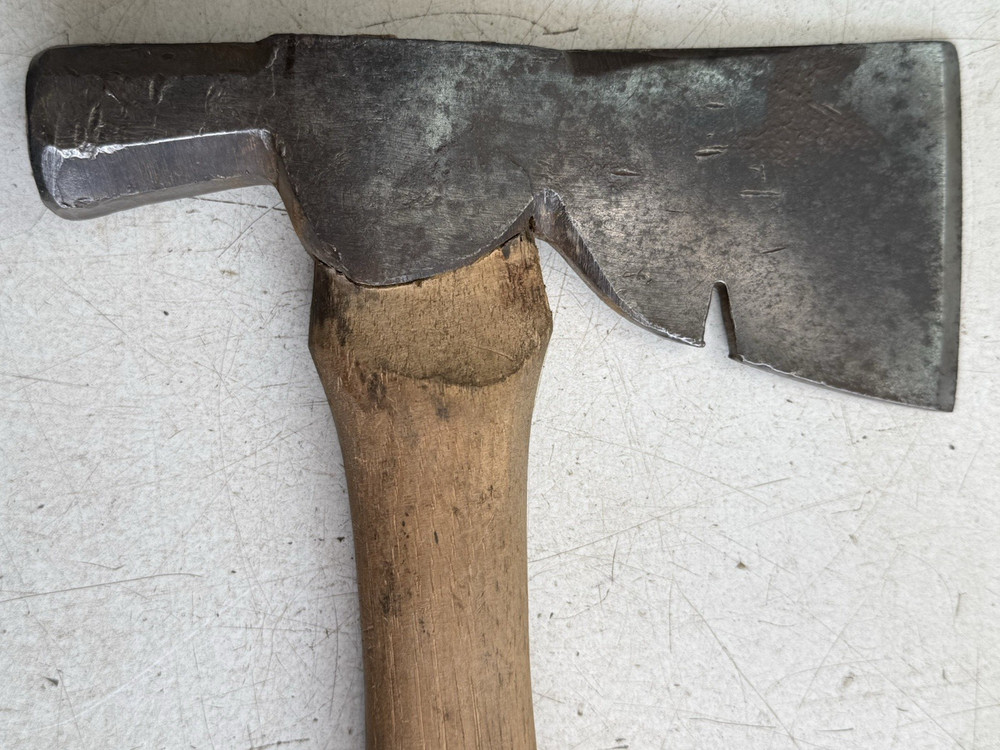 Carpenter Hatchet Overall Weight 1 lb 9 oz Used