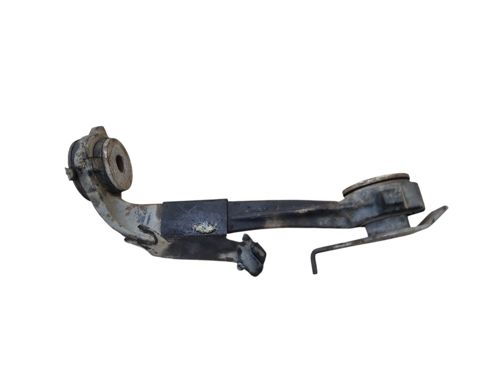 VAUXHALL VIVARO B Left front subframe support bracket Mk2 (X82) 93858867 14-19