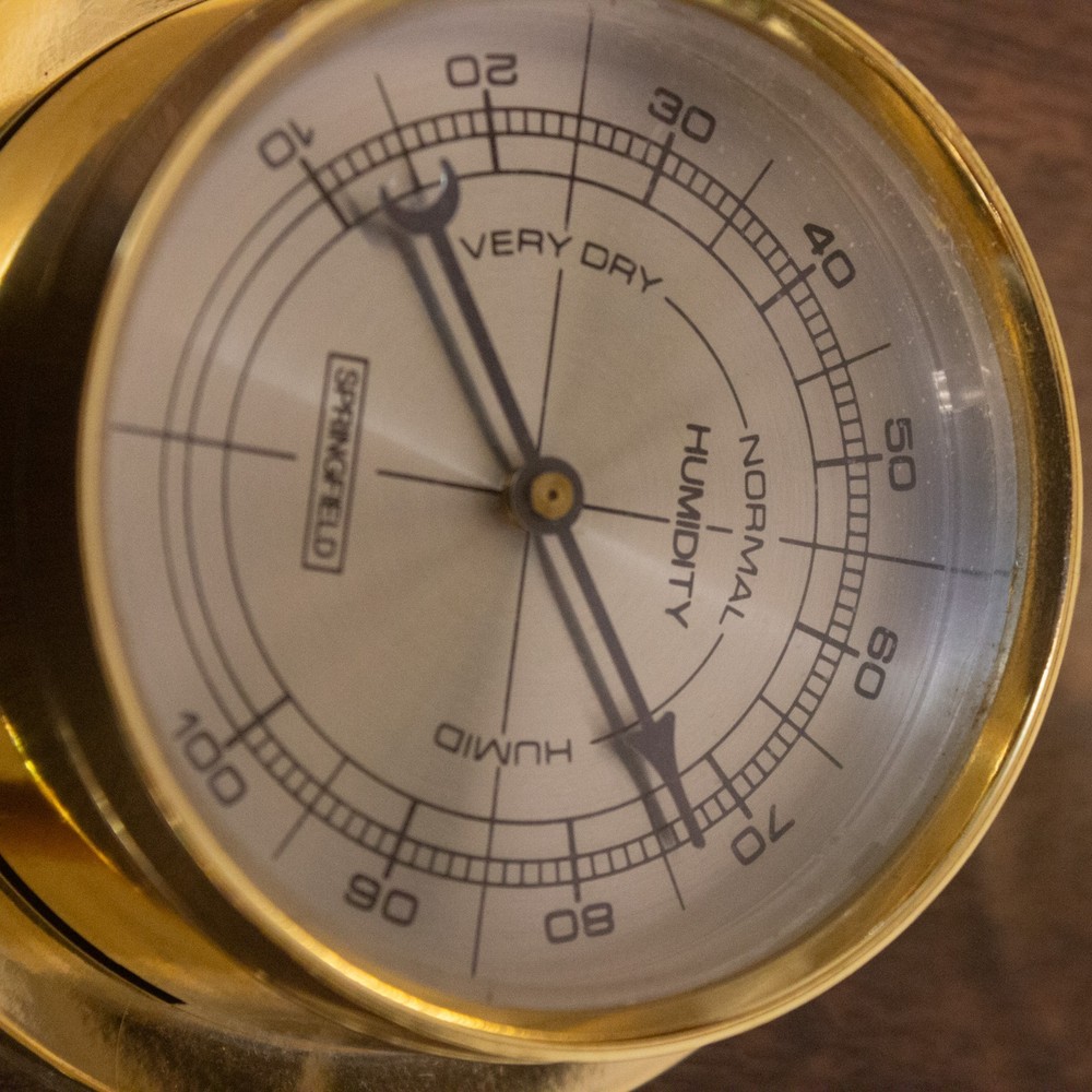 Vintage Springfield Weather Station