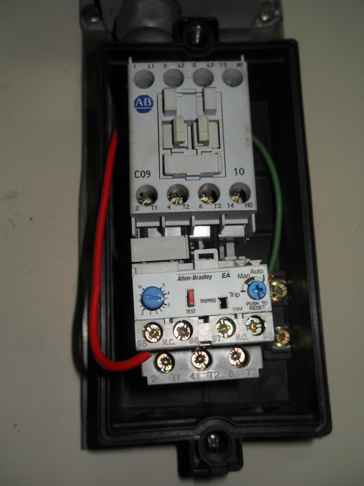 1 Allen-Bradley 109-C09BDA4E PUMP STARTER