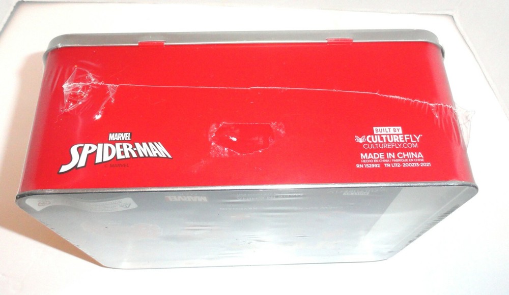 Marvel Spider-Man Limited Edition Tin Lunch Box Gift Set: Socks,Planter READ