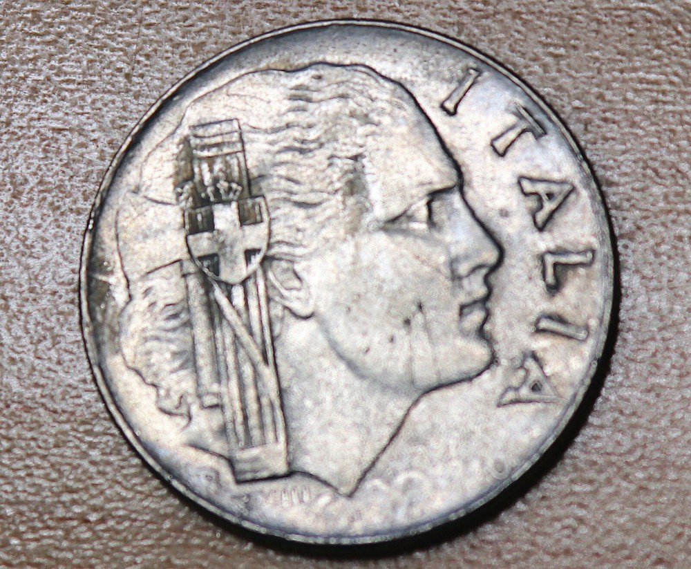 1940 Italy 20 Centesimi Filled Die Error