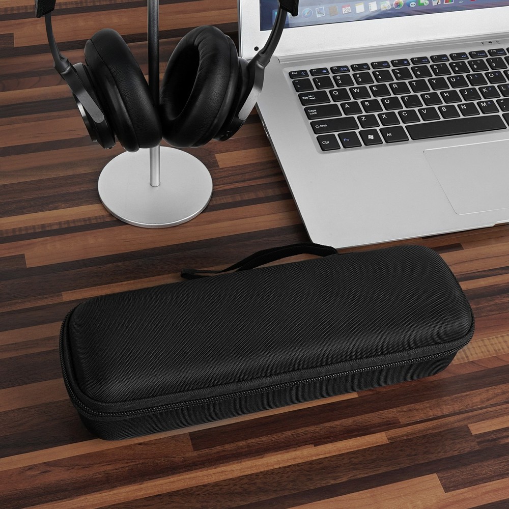 Geekria Microphone Hard Shell Travel Case (Black)