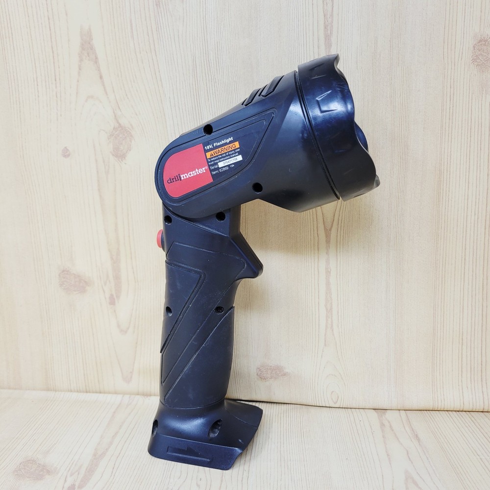 Drill Master 68269 18 Volt  LED Flashlight Work Light TESTED WORKING NO BATTERY