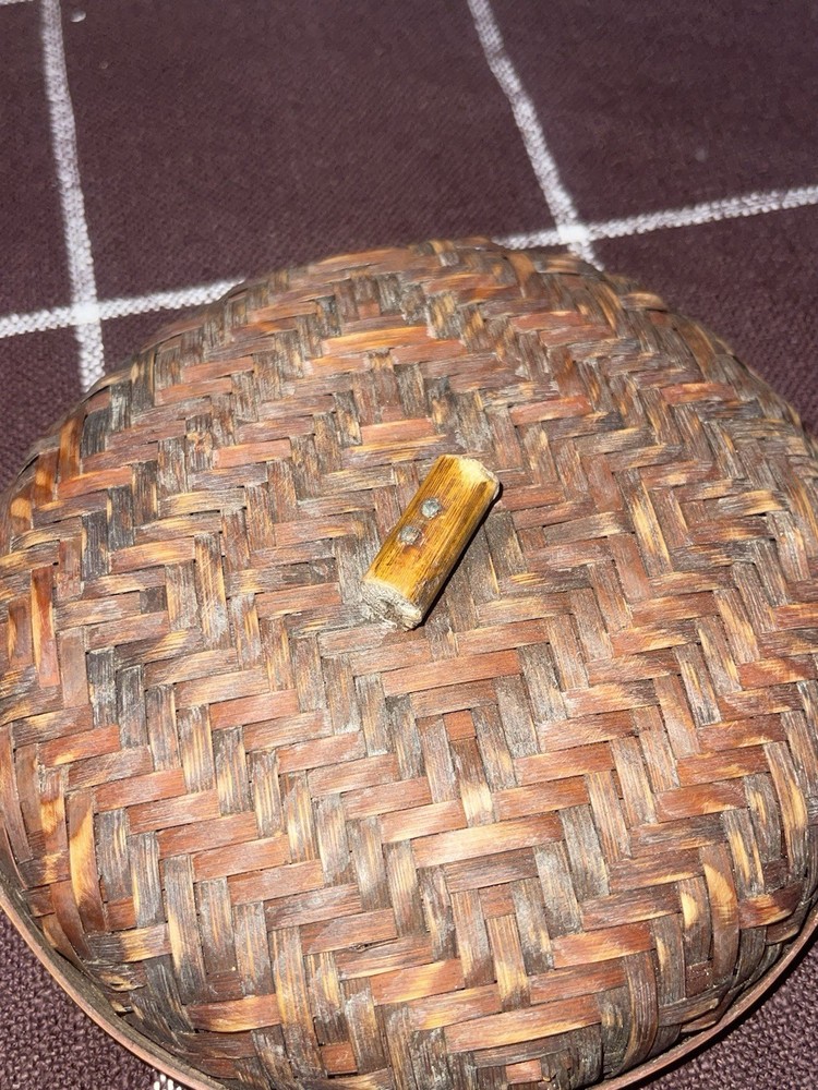 Handmade Vintage Wicker Decorative Basket with Lid, Brown
