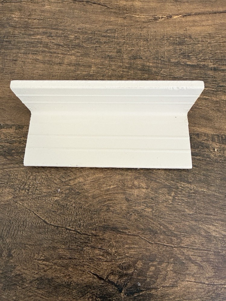 V Cap Tile Daltile Semigloss White (discontinued)