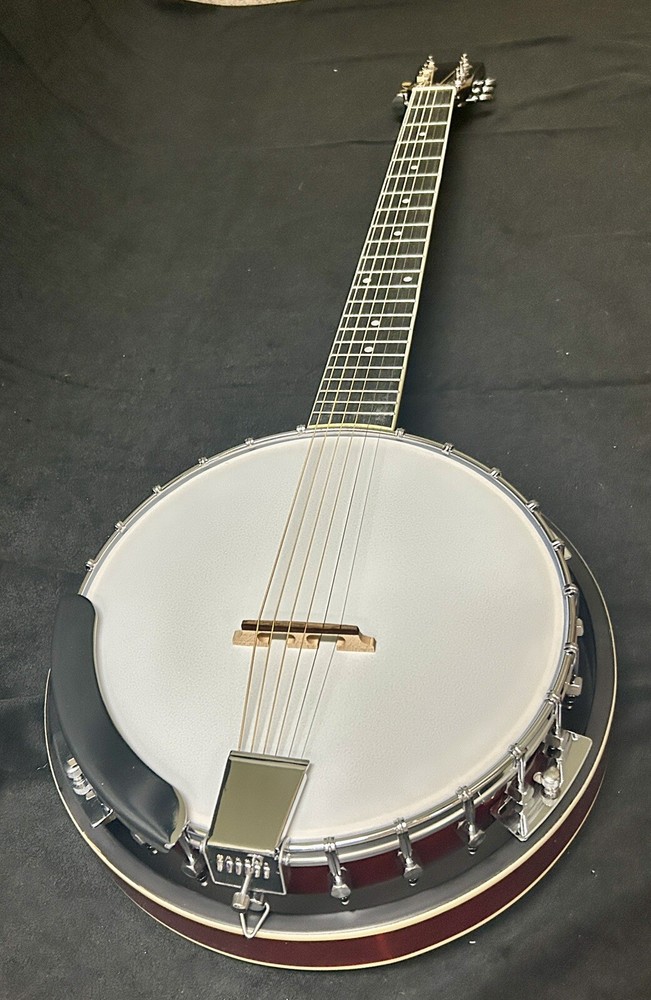 6 String Banjo - New
