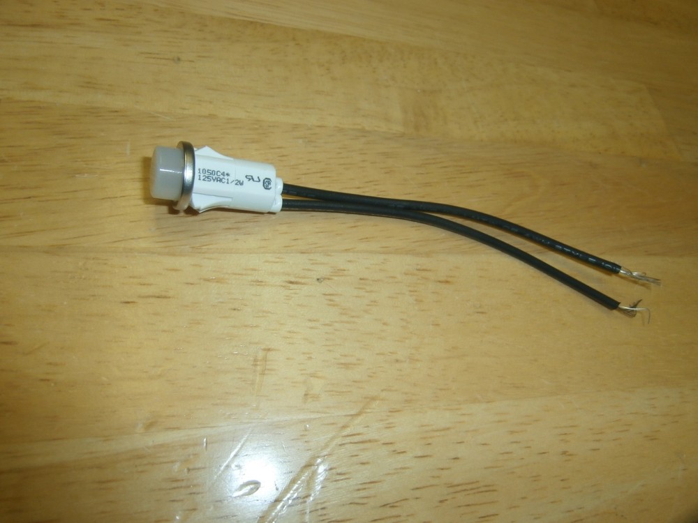 IDI 1050C WHITE NEON 105-125VAC INDICATOR PANEL LAMP,NOS