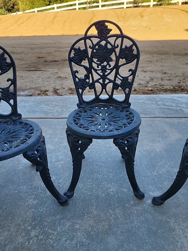 Cast Iron Mini Park Bench And Chairs Set