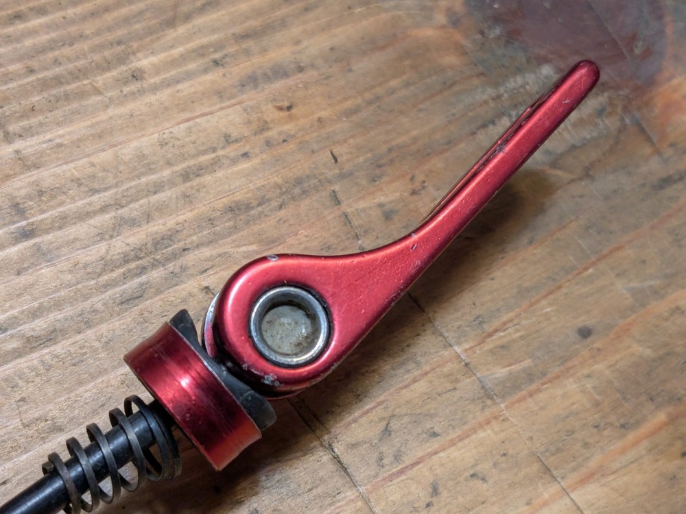 Tranz-X Rear Quick Release Skewer Red