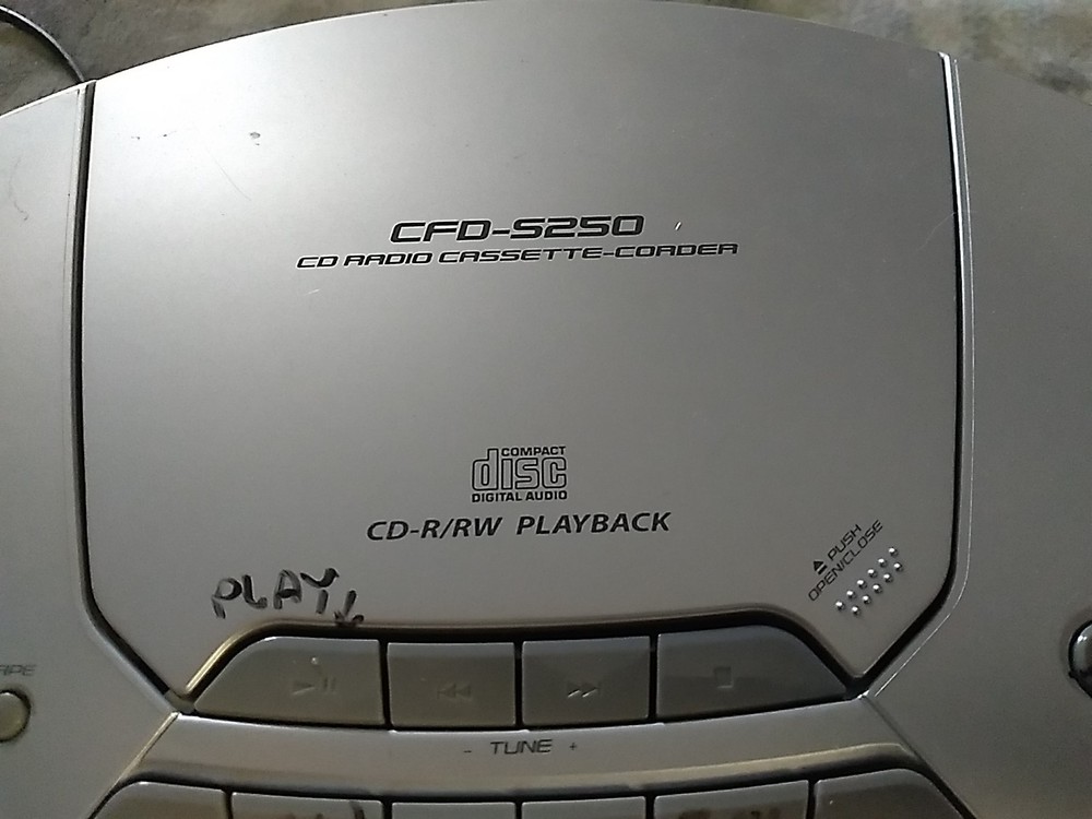 Sony CFD-S250 Radio/CD/Cassette Player - Tested