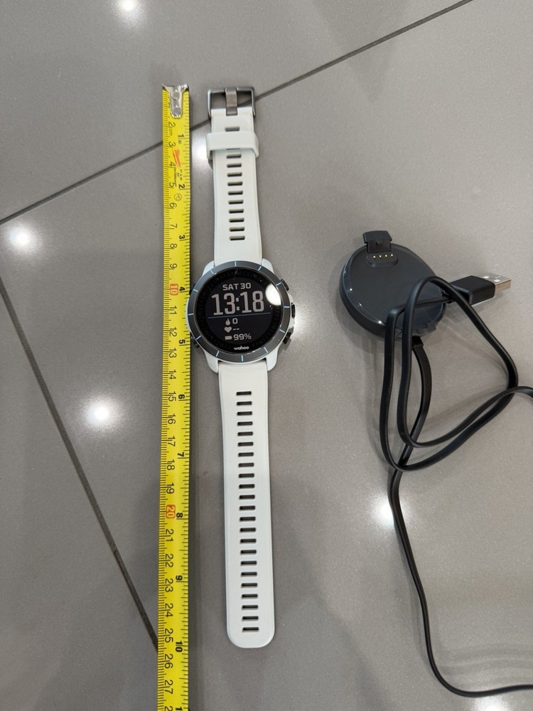 Wahoo Element Rival Multi-Sport GPS Watch