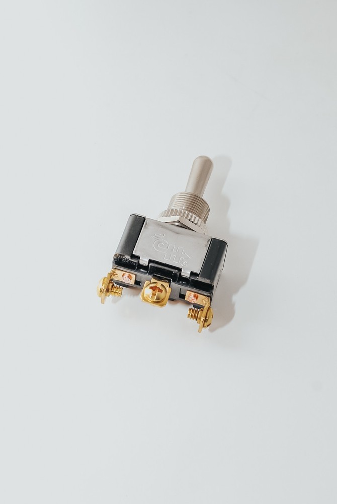 Cole Hersee 5586 Silver SPDT On-Off-On Toggle Switch
