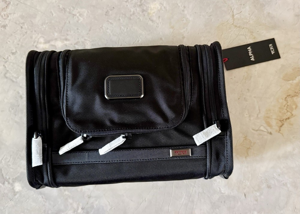 NEW TUMI ALPHA Hanging Travel Kit