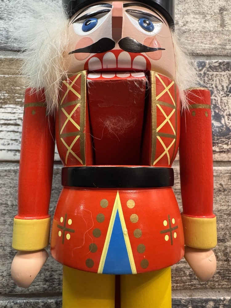 Nutcracker King Erzgebirge 8" Nutcracker Made in Germany Christmas