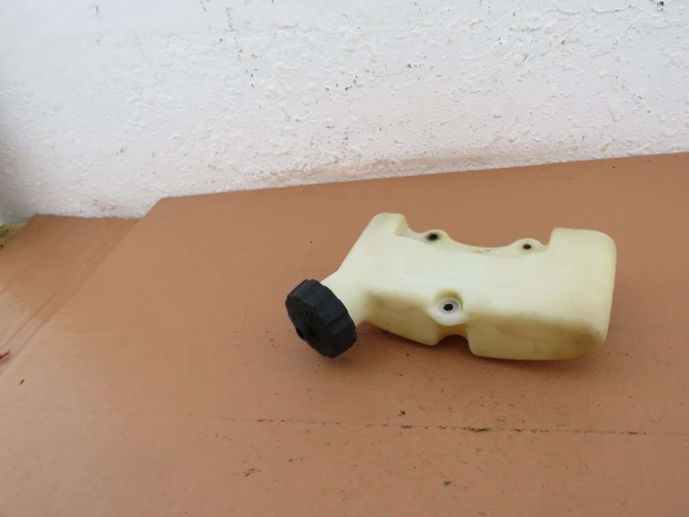Yard Man YM290 Leaf Blower OEM Fuel Tank