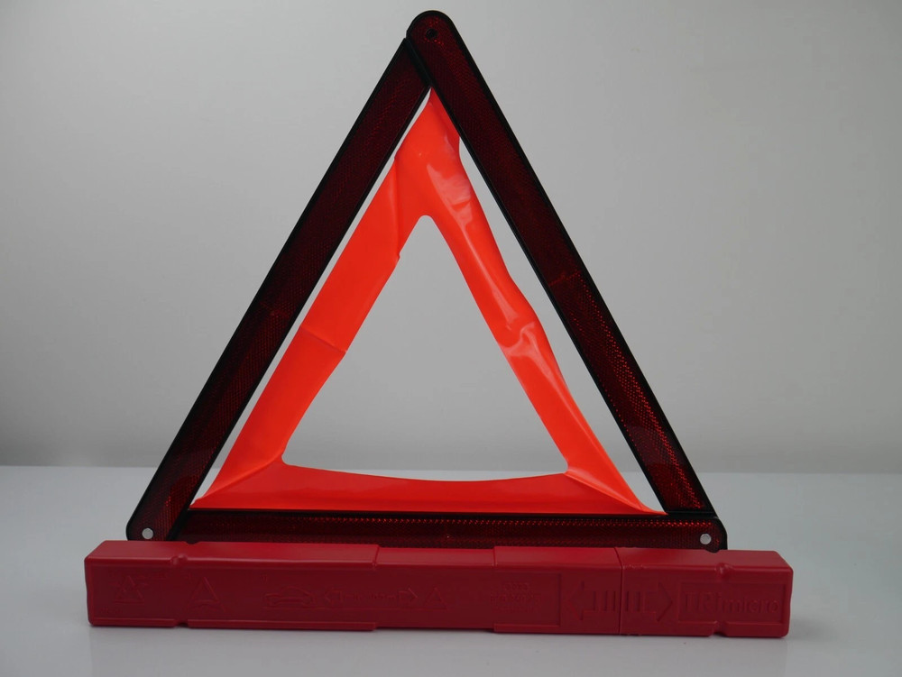 Audi A3 A4 A5 A6 Genuine Warning Triangle 8K0860251