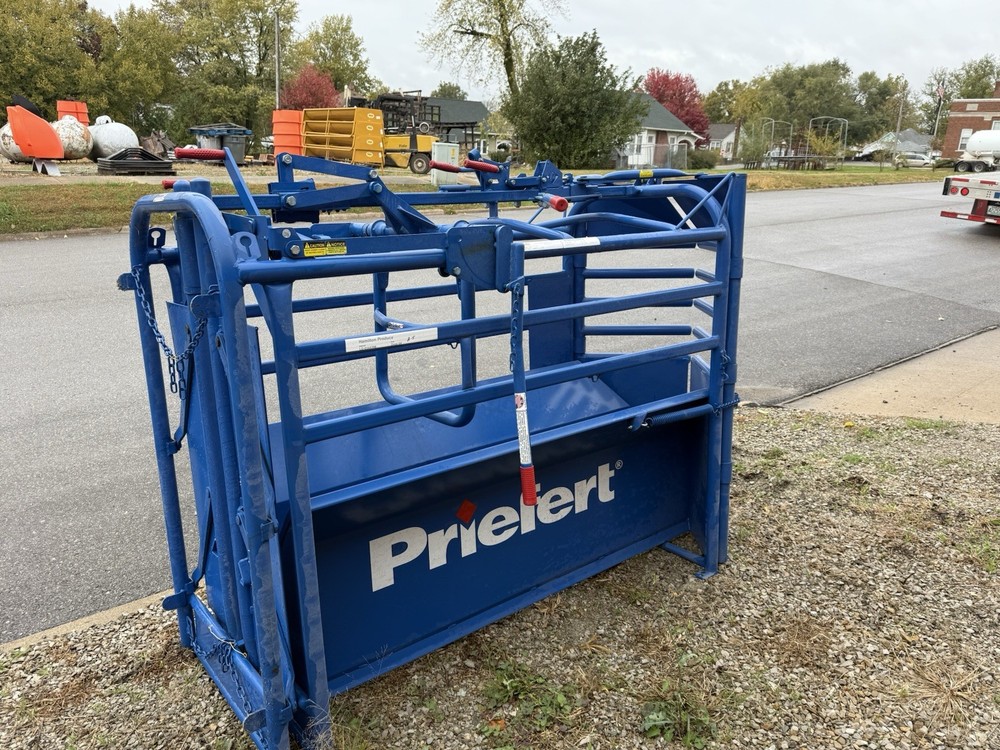 Priefert Roping Chute
