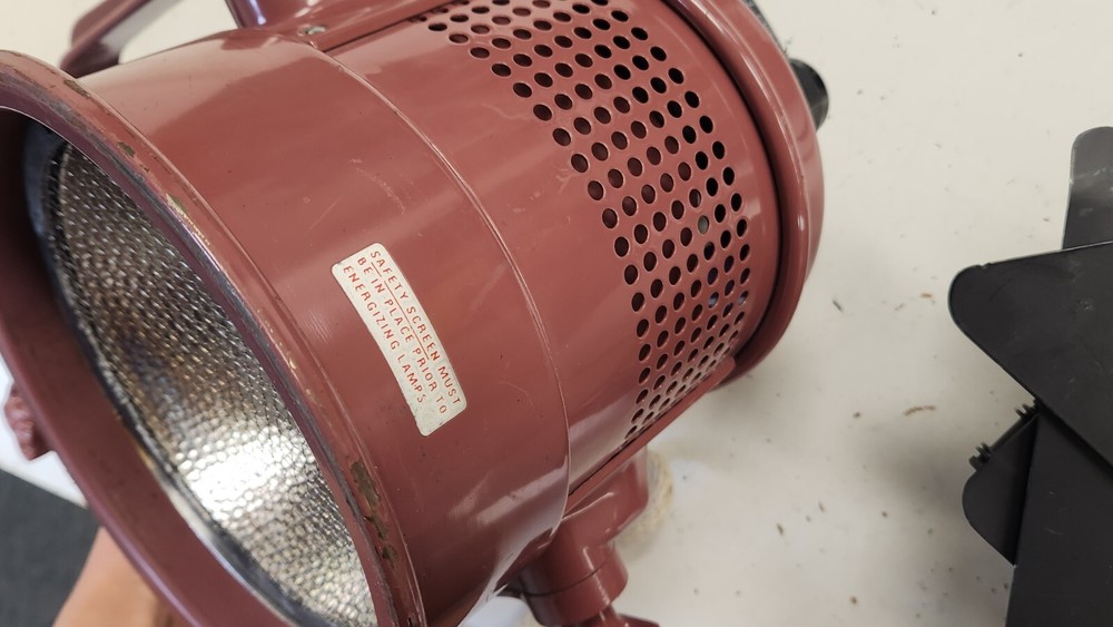 Mole-Richardson No.4081 1000W Molequartz Mickey Mole Stage Flood Light