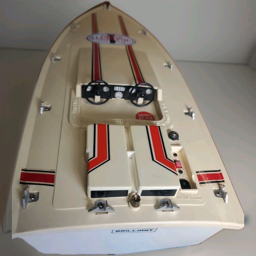 Vintage LaTrax SeaHawk 8 RC Boat Cigarette Racing Team – Untested,