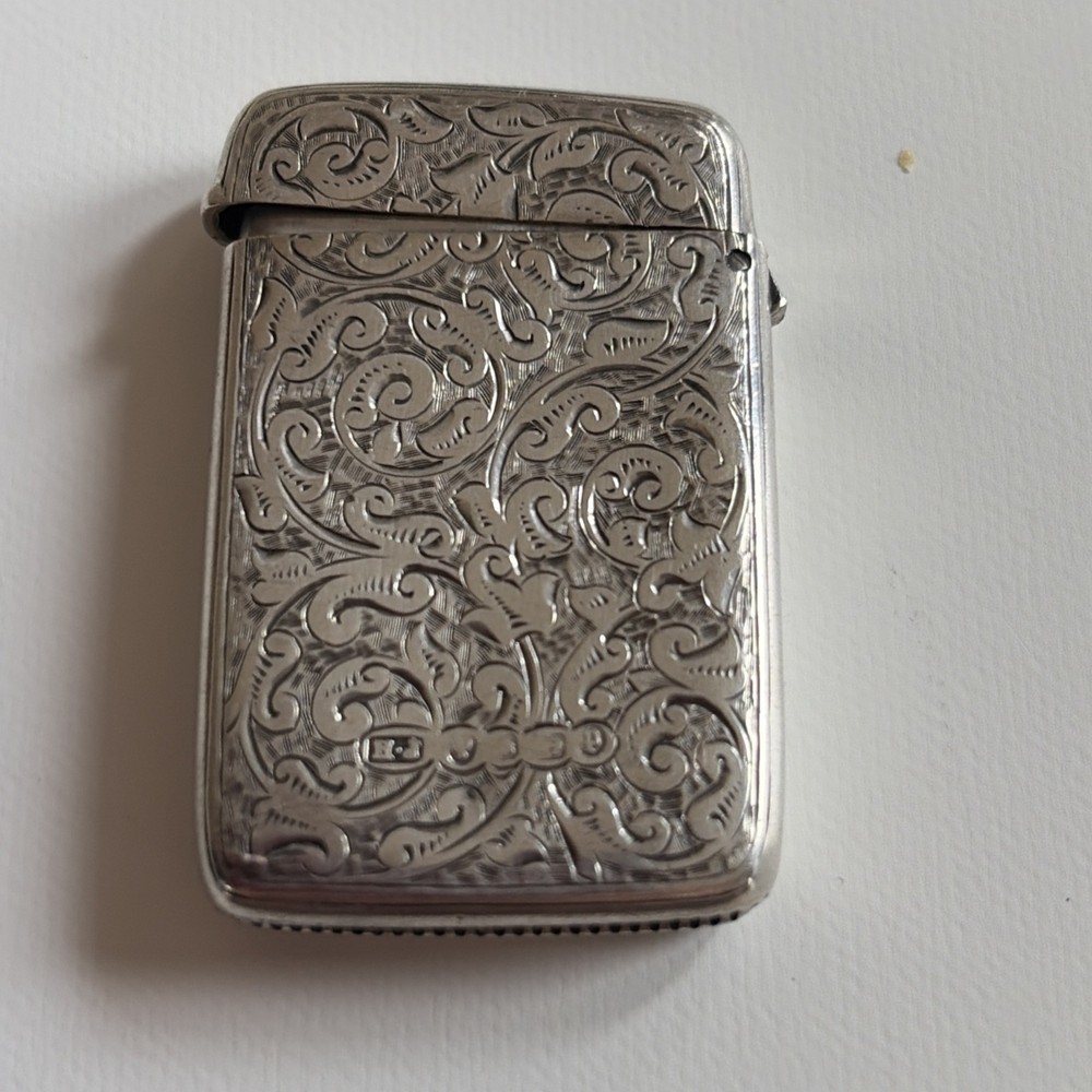 Antique Sterling Silver Foliage Etched Vesta Case