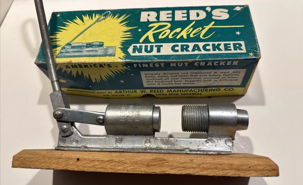 Vintage Reed Rocket Nut Cracker R-300