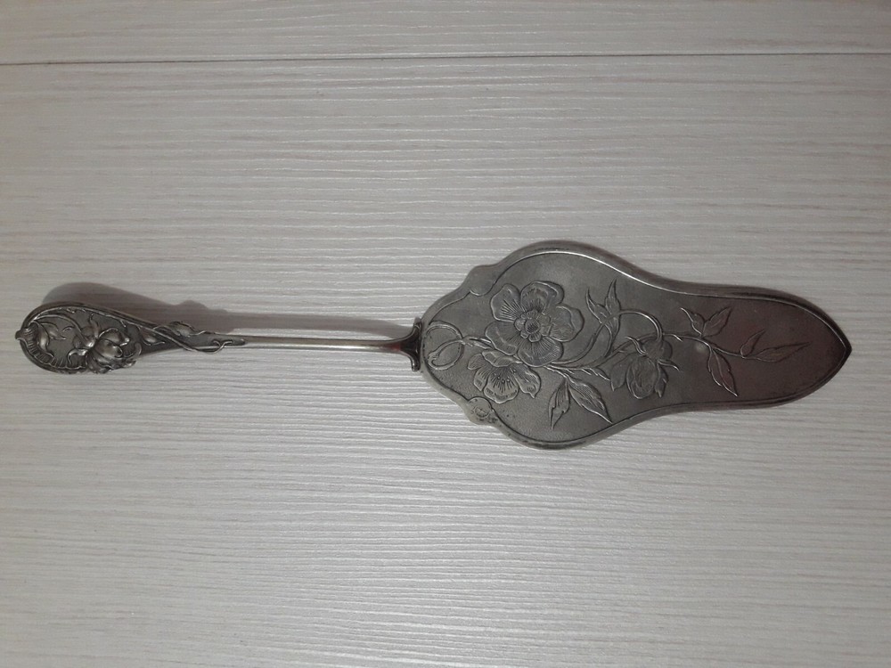 Vintage Antique Cake Spatula. Stigma.