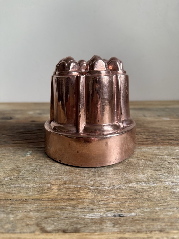 HARRODS Stamped Copper Mold