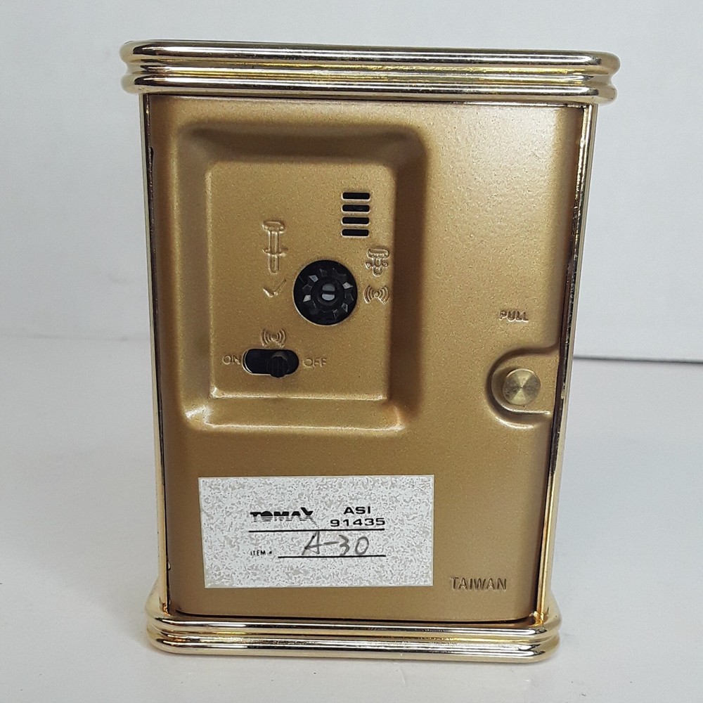 Linden small clock