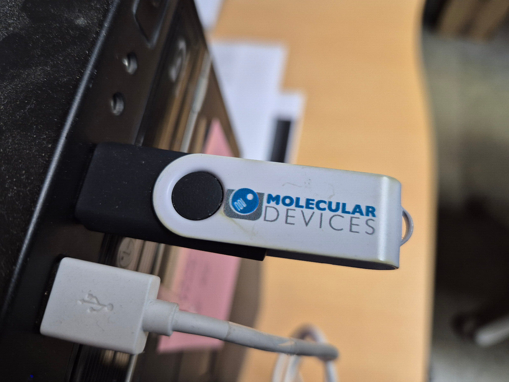 MOLECULAR DEVICES SpectraMax iD3 hybrid microplate reader - (2020-12-15)