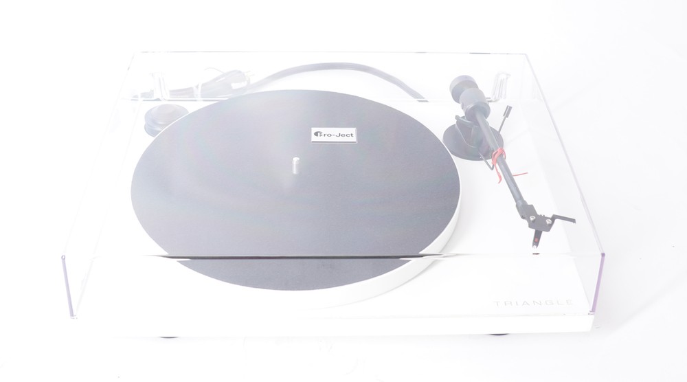 Triangle Active Series Turntable with Ortofon Cartridge (White)