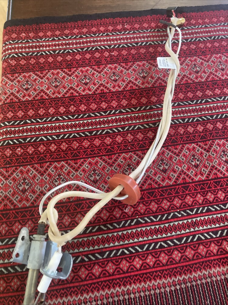 SP21096 Pilot Assembly with Bracket Rheem, Ruud, Richmond, GE