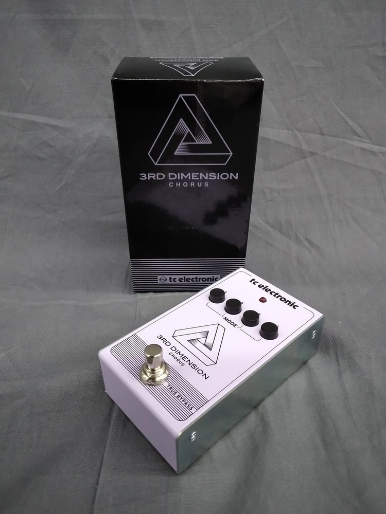 TC Electronic 3rd Dimension Chorus Guitar Effects Pedal Used