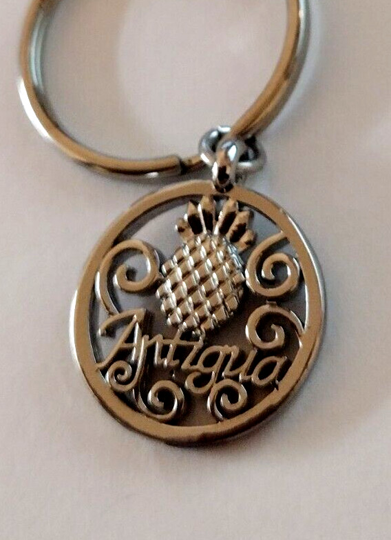 ARTIGUA Small Silvertone Charm Keyring