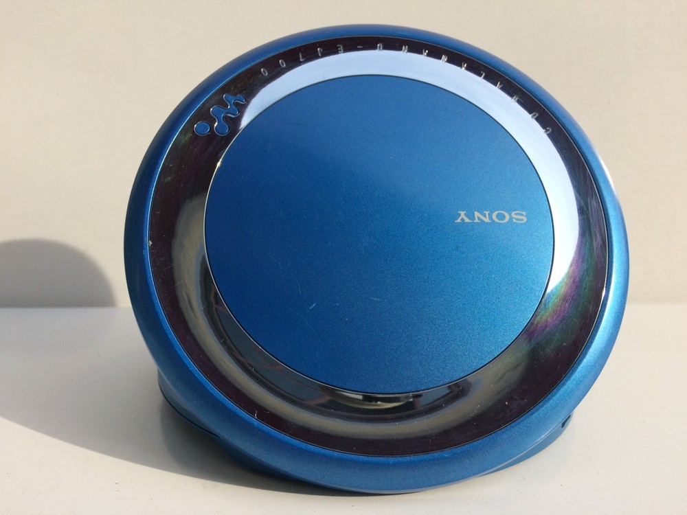 Sony D-EJ700 CD Walkman Portable CD Player Discman blue working all