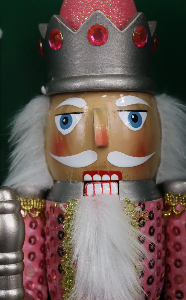 Kurt Adler 15-Inch Pink Nutcracker