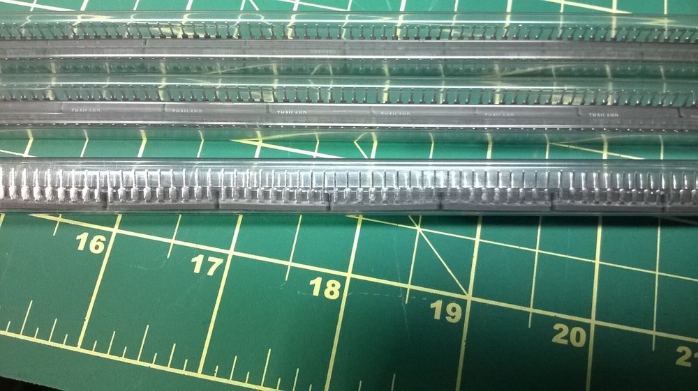 Microchip Technology PIC16C71-20JW8-Bit CMOS