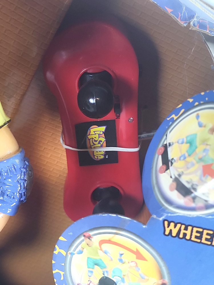 New Vintage Lipslide Remote Control RC Skateboarder
