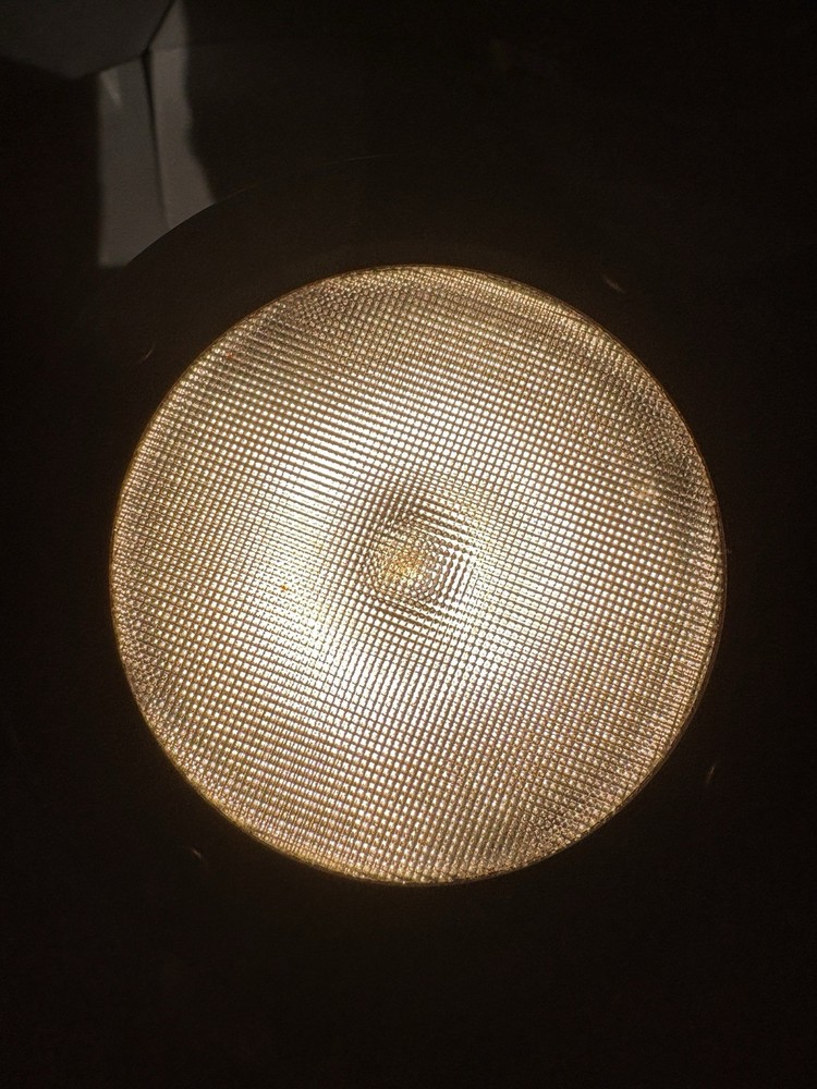 Lowel iLight 100 Watt Studio Light i-Light w/Adapter