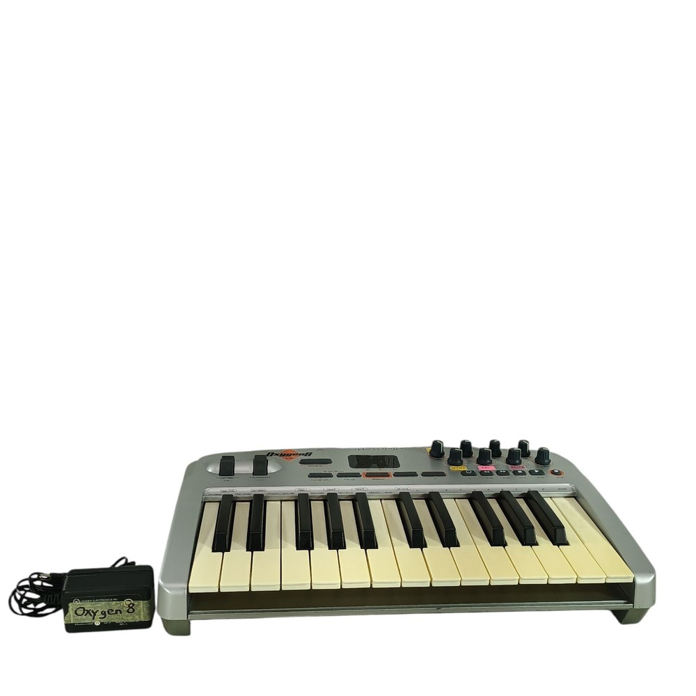 M-Audio Midiman Oxygen 8 25 key Controller MIDI - Keyboard Controller USB