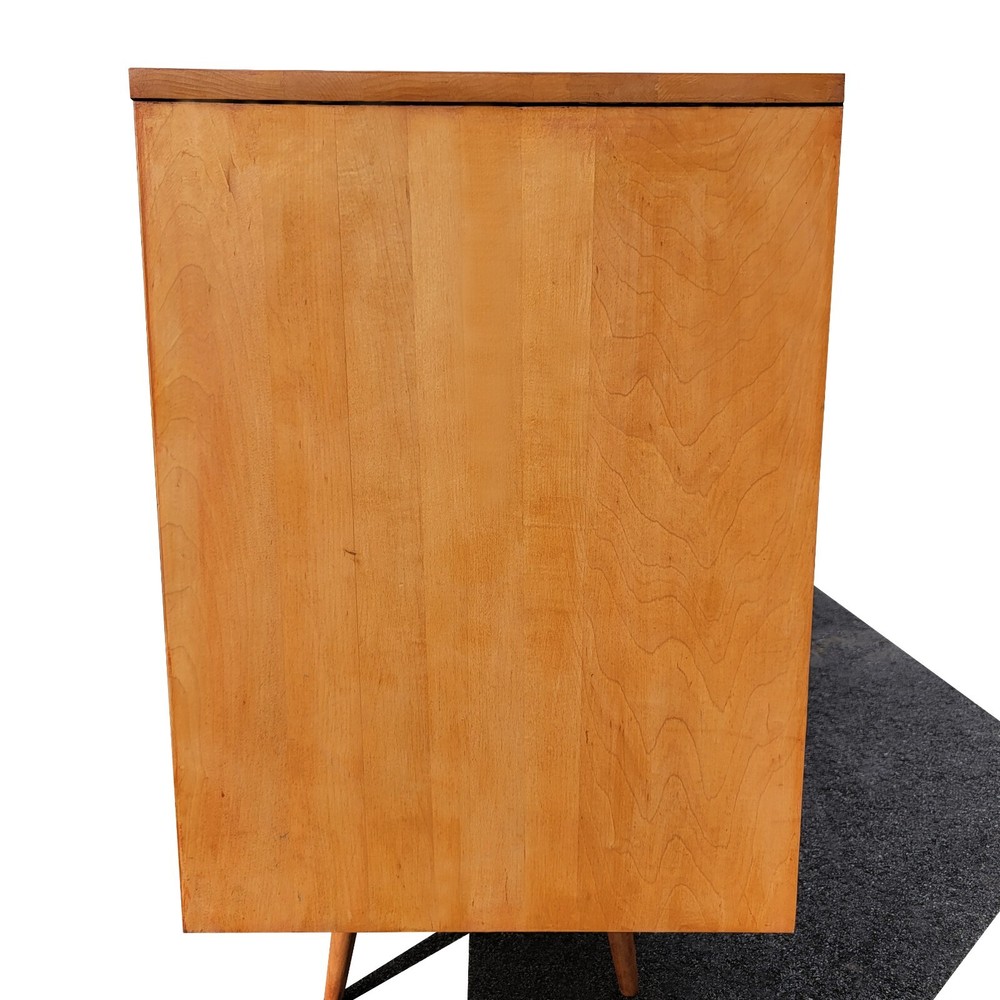 A Planner group mid-century modern Credenza by Paul McCobb