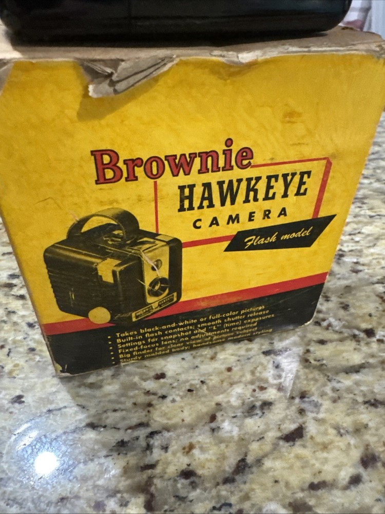 Kodak Brownie Hawkeye Camera Flash Model With Original Box Untested Nice Cpix